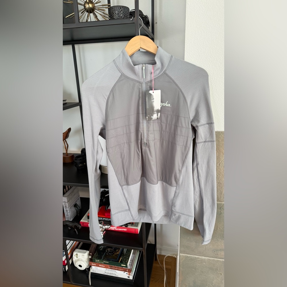 NWT Rapha Explore Zip Neck Pullover Men’s Small Grey